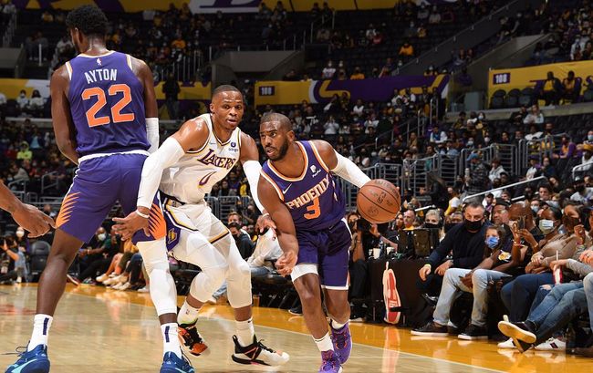 广西女孩超强球技燃爆全场（广西女生神级球技点燃全场）