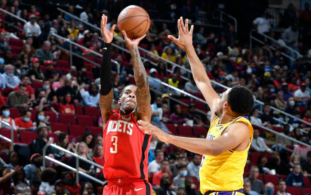 前同事：阿莫林对人要求很严格，但他充满同理心和热情（前同事称阿莫林要求严格，兼具同理心与热情）